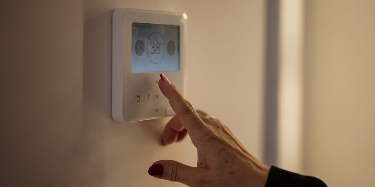 Everyday Energy-Saving Habits Around the House
