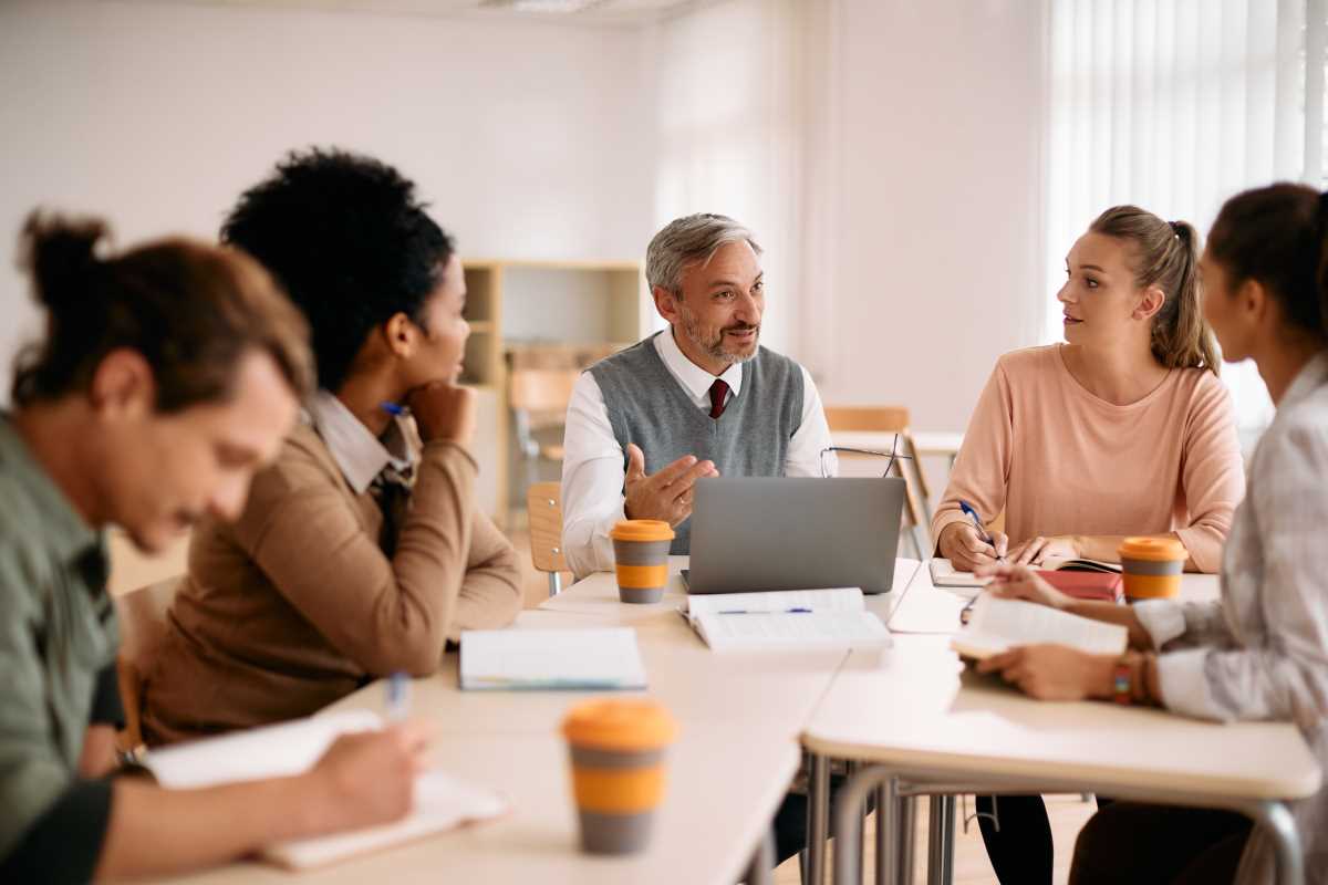 Maximizing Learning Potential: The Benefits of Study Groups